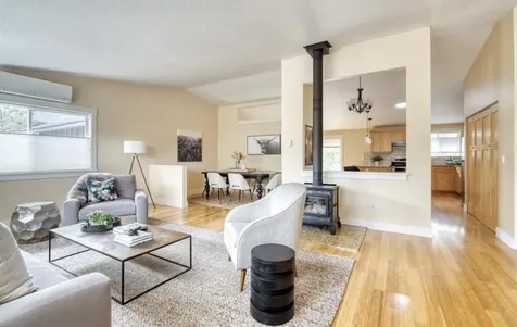3062 NW Kelly Hill Court Bend OR 97703