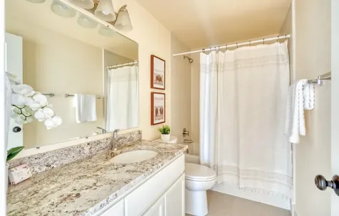 3062 NW Kelly Hill Court Bend OR 97703