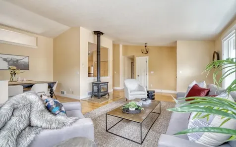 3062 NW Kelly Hill Court Bend OR 97703