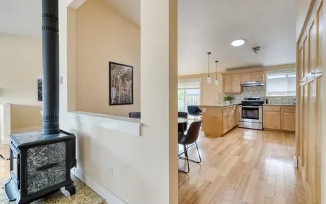 3062 NW Kelly Hill Court Bend OR 97703