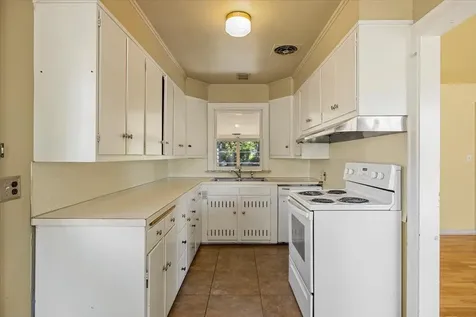 71 Black Oak Drive Medford OR 97504