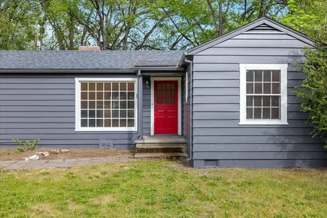 71 Black Oak Drive Medford OR 97504