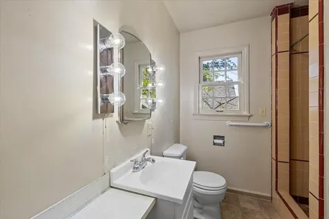 71 Black Oak Drive Medford OR 97504