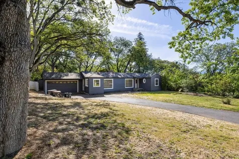 71 Black Oak Drive Medford OR 97504