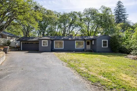 71 Black Oak Drive Medford OR 97504