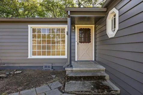 71 Black Oak Drive Medford OR 97504