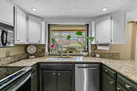 3173 Sycamore Way Medford OR 97504
