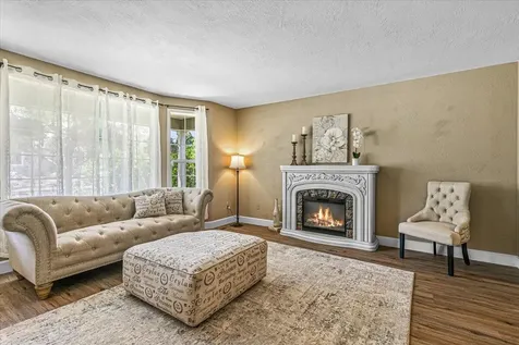 3173 Sycamore Way Medford OR 97504