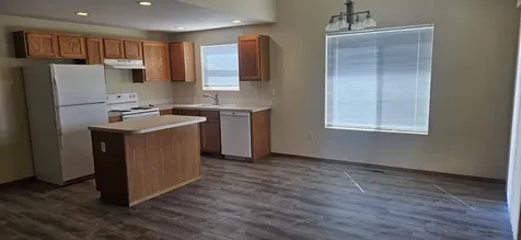 578 NE Marigold Street Madras OR 97741