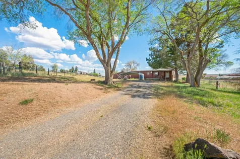 133 SW Tompsett Street Madras OR 97741
