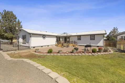 605 SE Kinkade Road Madras OR 97741
