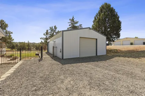 605 SE Kinkade Road Madras OR 97741