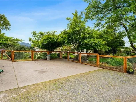 84115 N Enterprise Road Pleasant Hill OR 97455