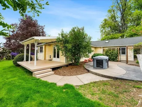 84115 N Enterprise Road Pleasant Hill OR 97455