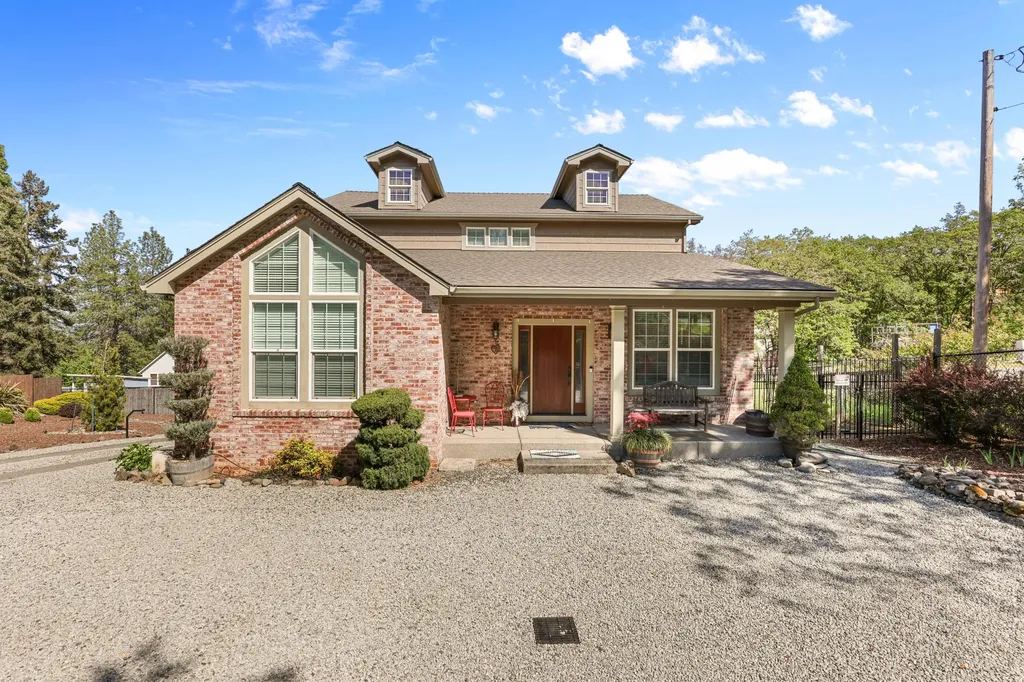 935 Applegate Street Jacksonville OR 97530