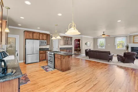 935 Applegate Street Jacksonville OR 97530