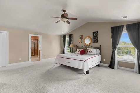 935 Applegate Street Jacksonville OR 97530