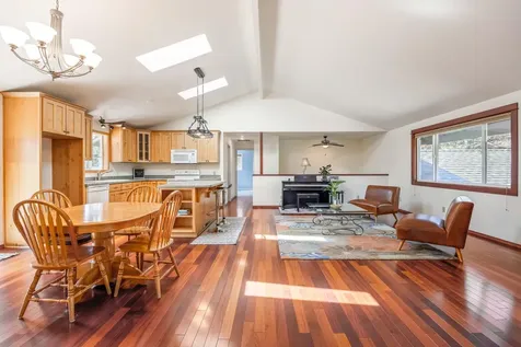 2236 NE Meadow Lane Bend OR 97701