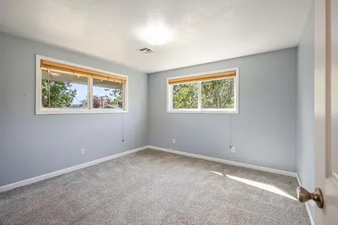 2236 NE Meadow Lane Bend OR 97701
