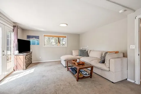 2236 NE Meadow Lane Bend OR 97701