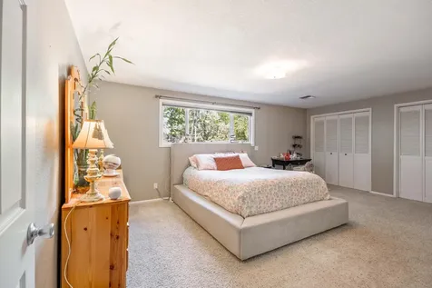 2236 NE Meadow Lane Bend OR 97701