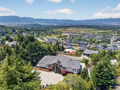 1544 Satellite Medford OR 97504