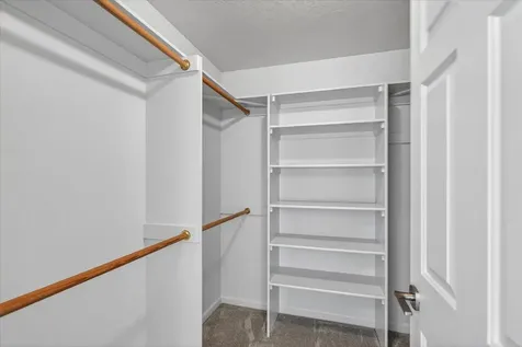 1544 Satellite Medford OR 97504