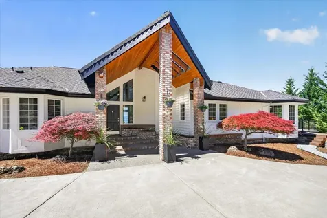 1544 Satellite Medford OR 97504