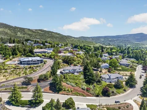 1544 Satellite Medford OR 97504