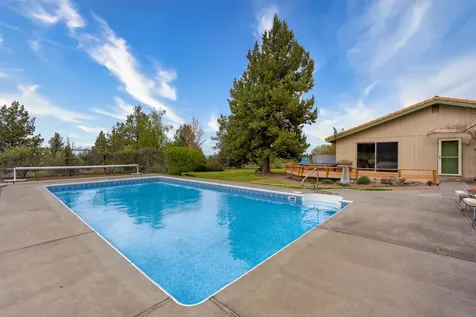 501 NW 103rd Street Redmond OR 97756