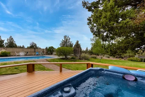 501 NW 103rd Street Redmond OR 97756