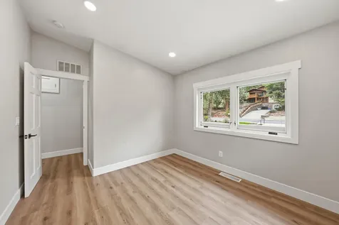 1961 SW Knoll Avenue Bend OR 97702