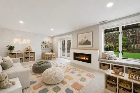 1961 SW Knoll Avenue Bend OR 97702