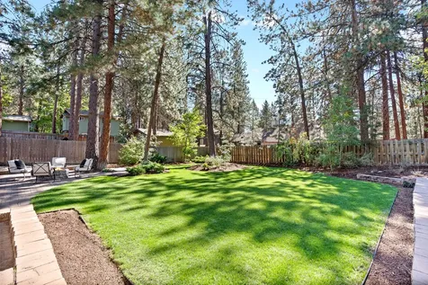 1961 SW Knoll Avenue Bend OR 97702