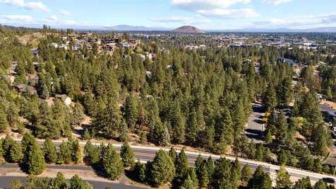 1961 SW Knoll Avenue Bend OR 97702