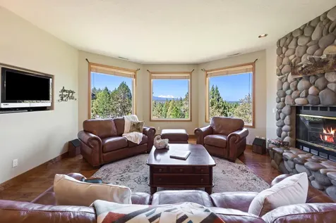 4057 NW Northcliff Bend OR 97703