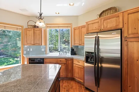 4057 NW Northcliff Bend OR 97703