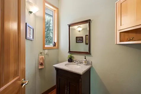 4057 NW Northcliff Bend OR 97703