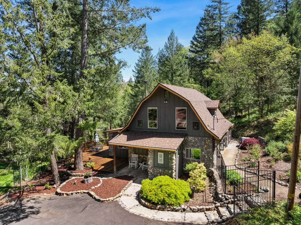 2175 Birdseye Creek Road Gold Hill OR 97525