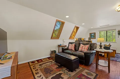 2175 Birdseye Creek Road Gold Hill OR 97525