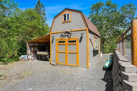 2175 Birdseye Creek Road Gold Hill OR 97525