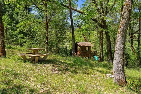2175 Birdseye Creek Road Gold Hill OR 97525