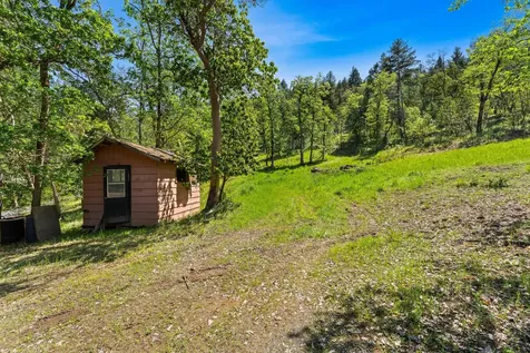 2175 Birdseye Creek Road Gold Hill OR 97525