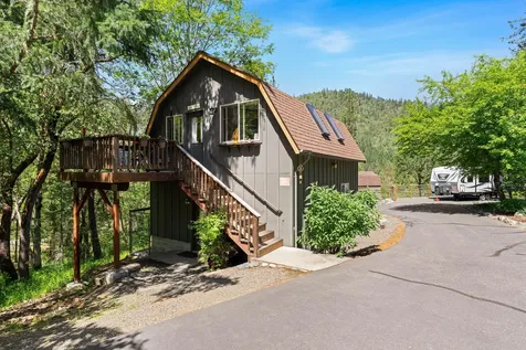 2175 Birdseye Creek Road Gold Hill OR 97525