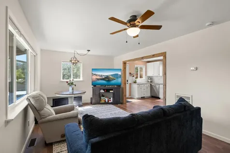 621 Sardine Creek Road Gold Hill OR 97525