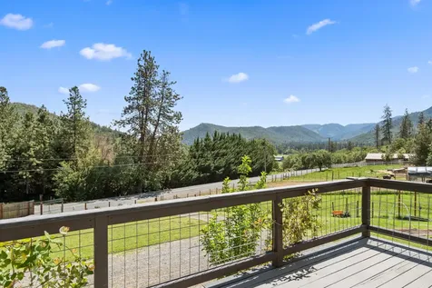 621 Sardine Creek Road Gold Hill OR 97525