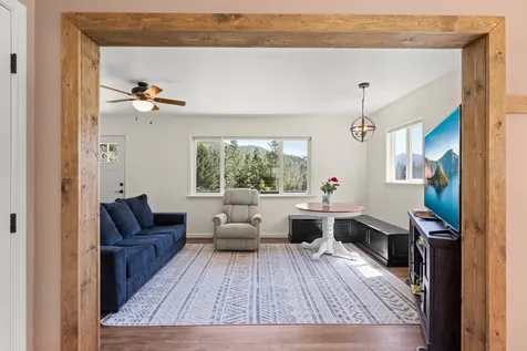 621 Sardine Creek Road Gold Hill OR 97525