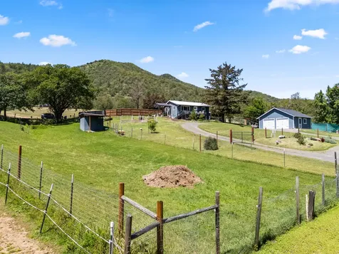 621 Sardine Creek Road Gold Hill OR 97525