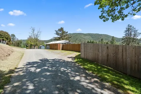 621 Sardine Creek Road Gold Hill OR 97525