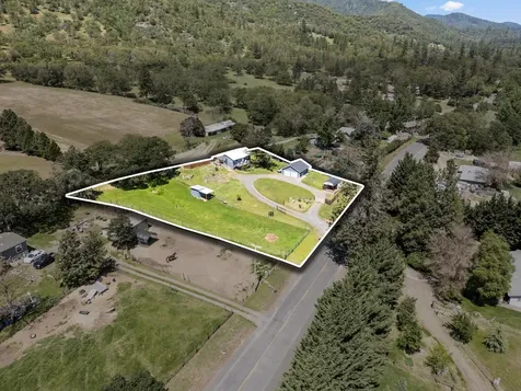621 Sardine Creek Road Gold Hill OR 97525